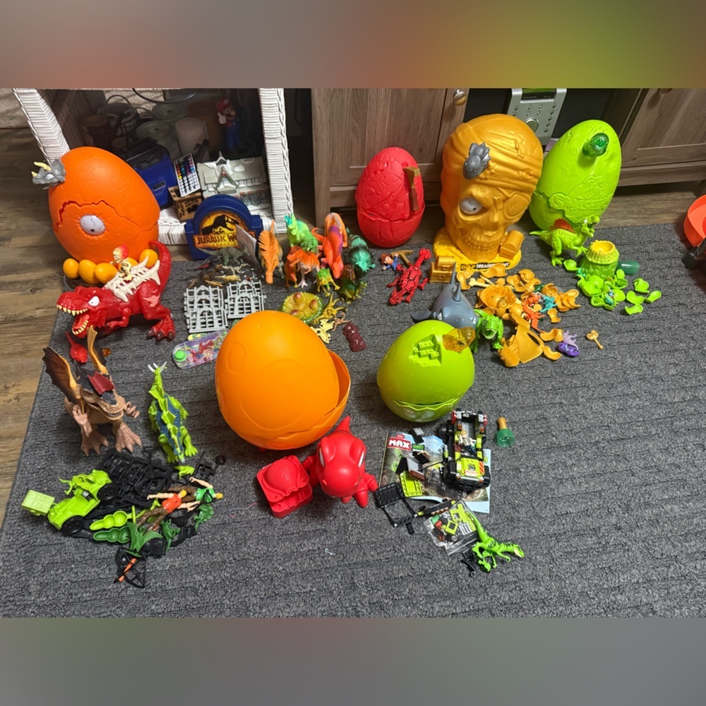 Vibrant Dinosaur Adventure Playset
